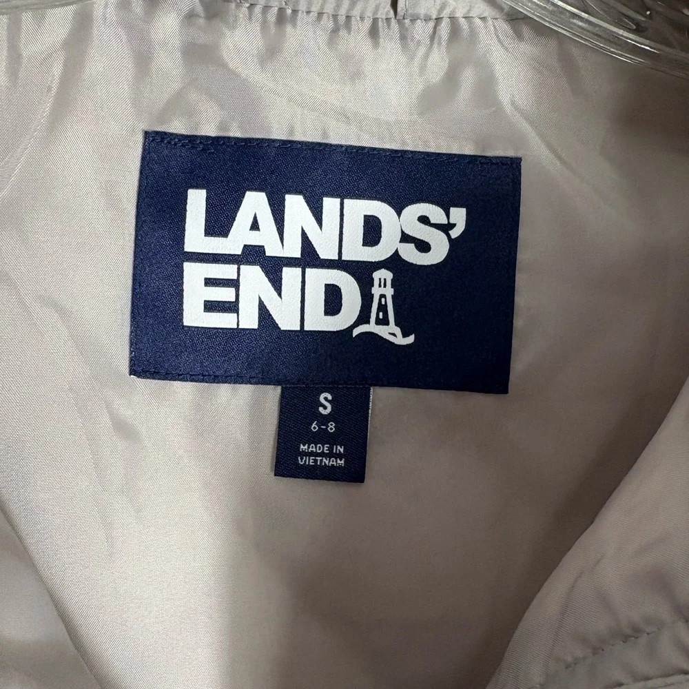 LANDS" END Quilted Vest in Gray Size Small (4-6) -- PERFECT FOR FALL!!! - Picture 6 of 7